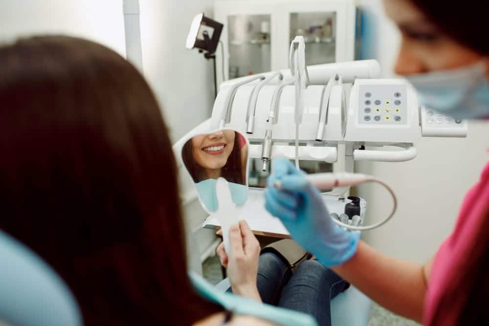 Pain-Free Dental Services with The Latest Innovations